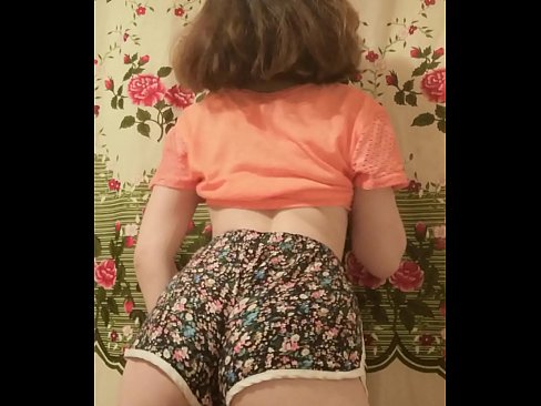 ❤️ Sexy mladá kočka svléká šortky před kamerou. ❤❌ Jen porno u cs.vegasservice.ru ﹏