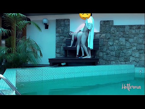 ❤️ Šéf pozve služebnou k bazénu, ale neodolala žhavému ❤❌ Jen porno u cs.vegasservice.ru ﹏
